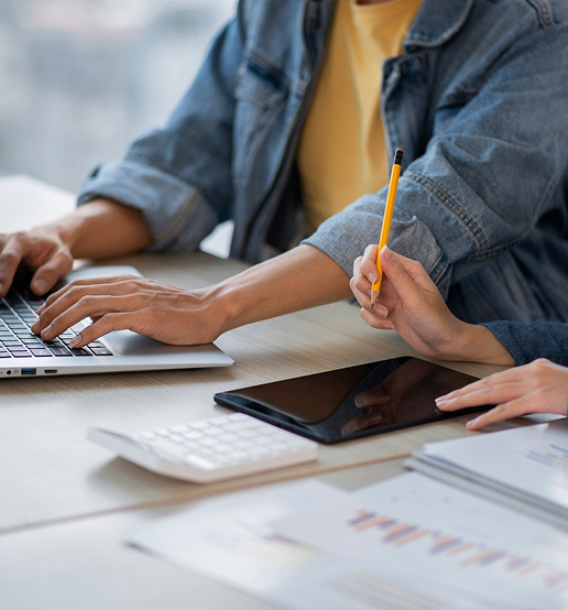 <b><span>Bygger Consulting</span></b> Negocios inmobiliarios listos para ejecutar.